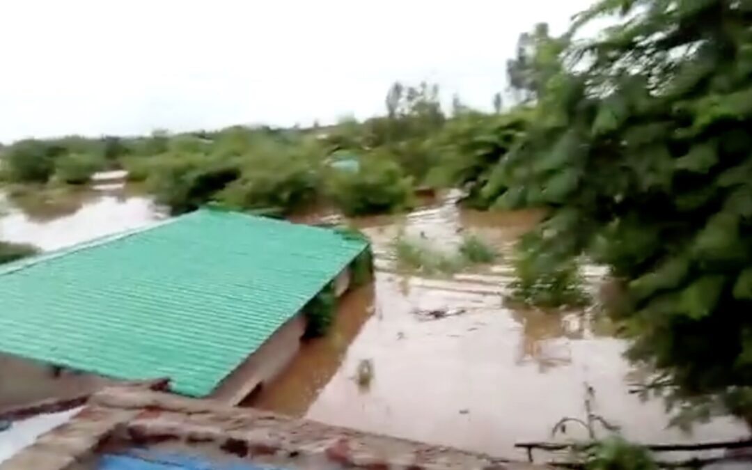 Cell phone footage of Beira after the Hurricane